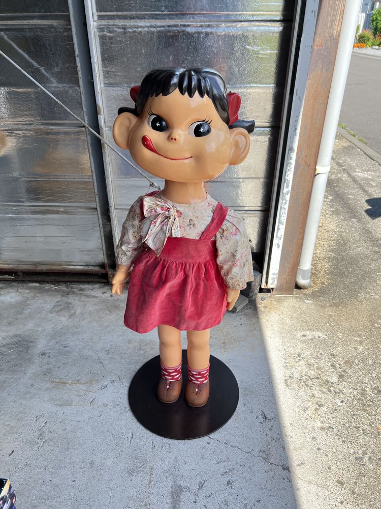 旭川の出張買取で買い取った不二家 ペコちゃん 大型人形
